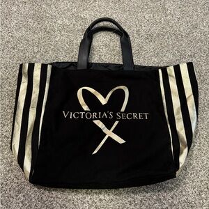 🚨Price Drop🚨 Victoria's Secret Black and Gold Tote Bag